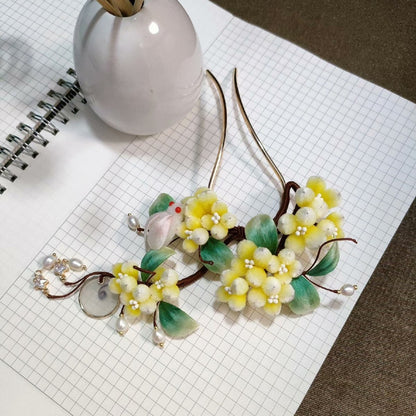 Handmade Ronghua Silk Velvet Osmanthus Flower and Moon Rabbit Hairpin
