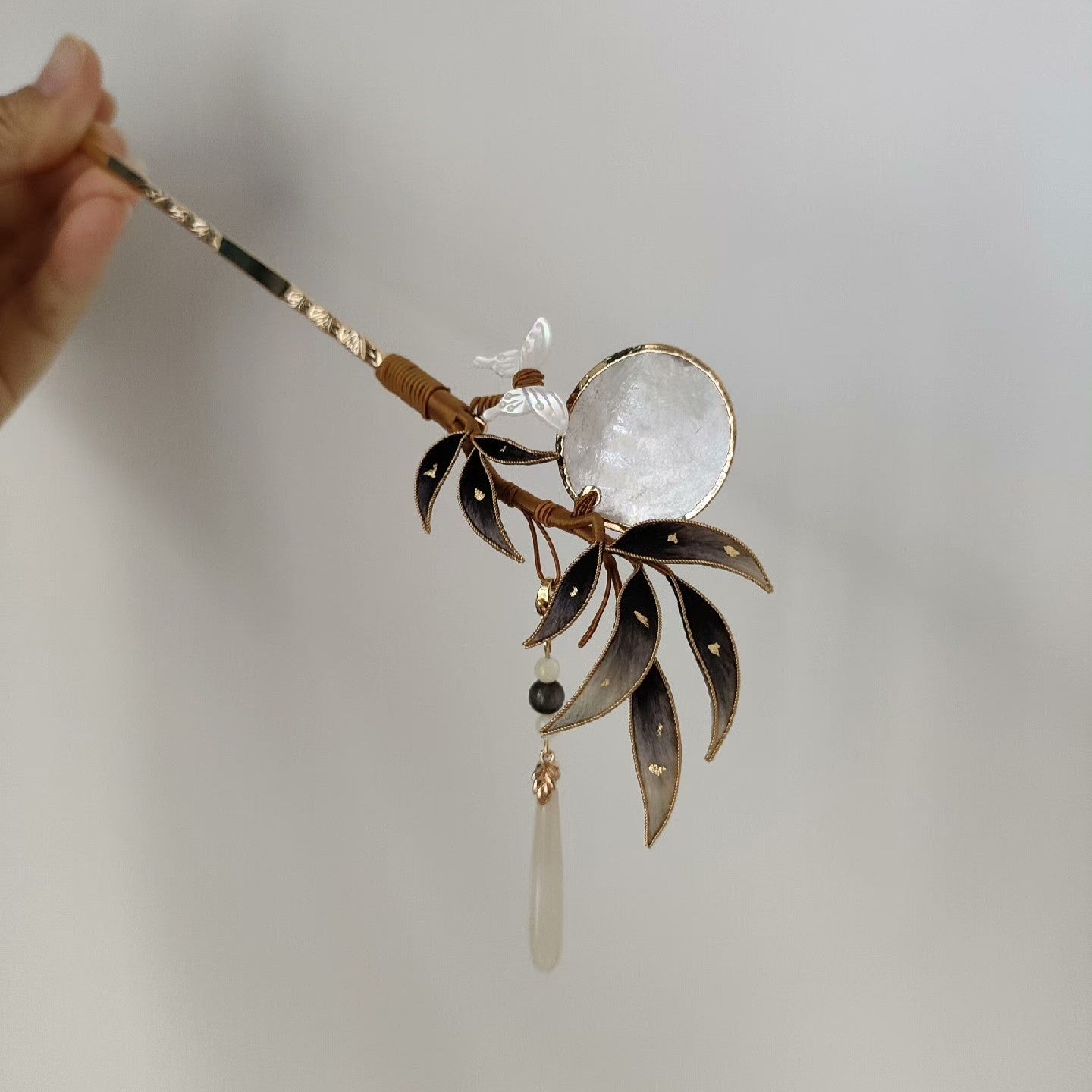 Handmade Ronghua Bamboo & Moon Hairpin - Dark Leaves with Jade Drop