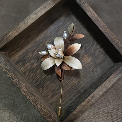 Handmade Ronghua Orchid Brooch - Ombre Petals with Pearl