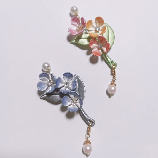 Ruyan Handmade Chanhua Flower Brooch - Pearl Drop