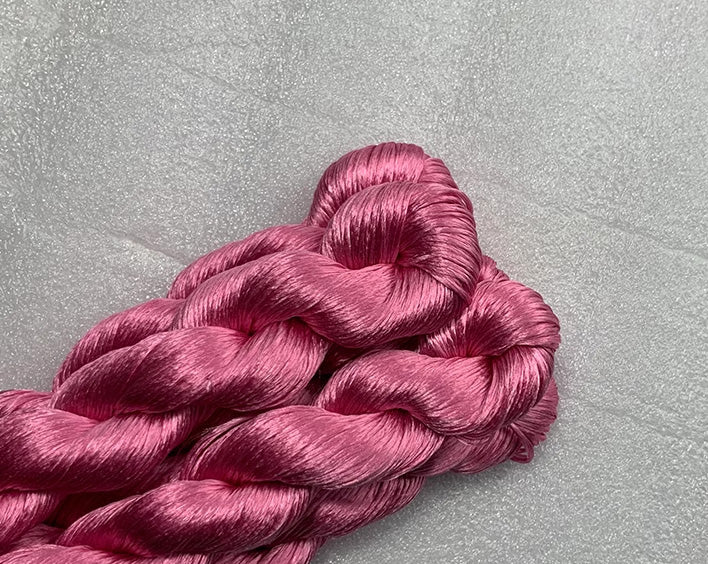 11g Suzhou Embroidery Thick Untwisted Mulberry Silk Thread(%001)