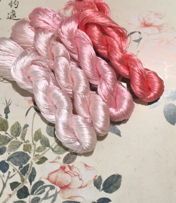 100m Suzhou Embroidery Untwisted Mulberry Silk Thread(#011（1-4）  100m*4)