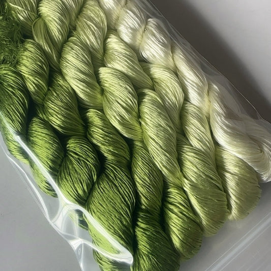 80m Suzhou Embroidery Untwisted Mulberry Silk Thread(#107   80m*5)