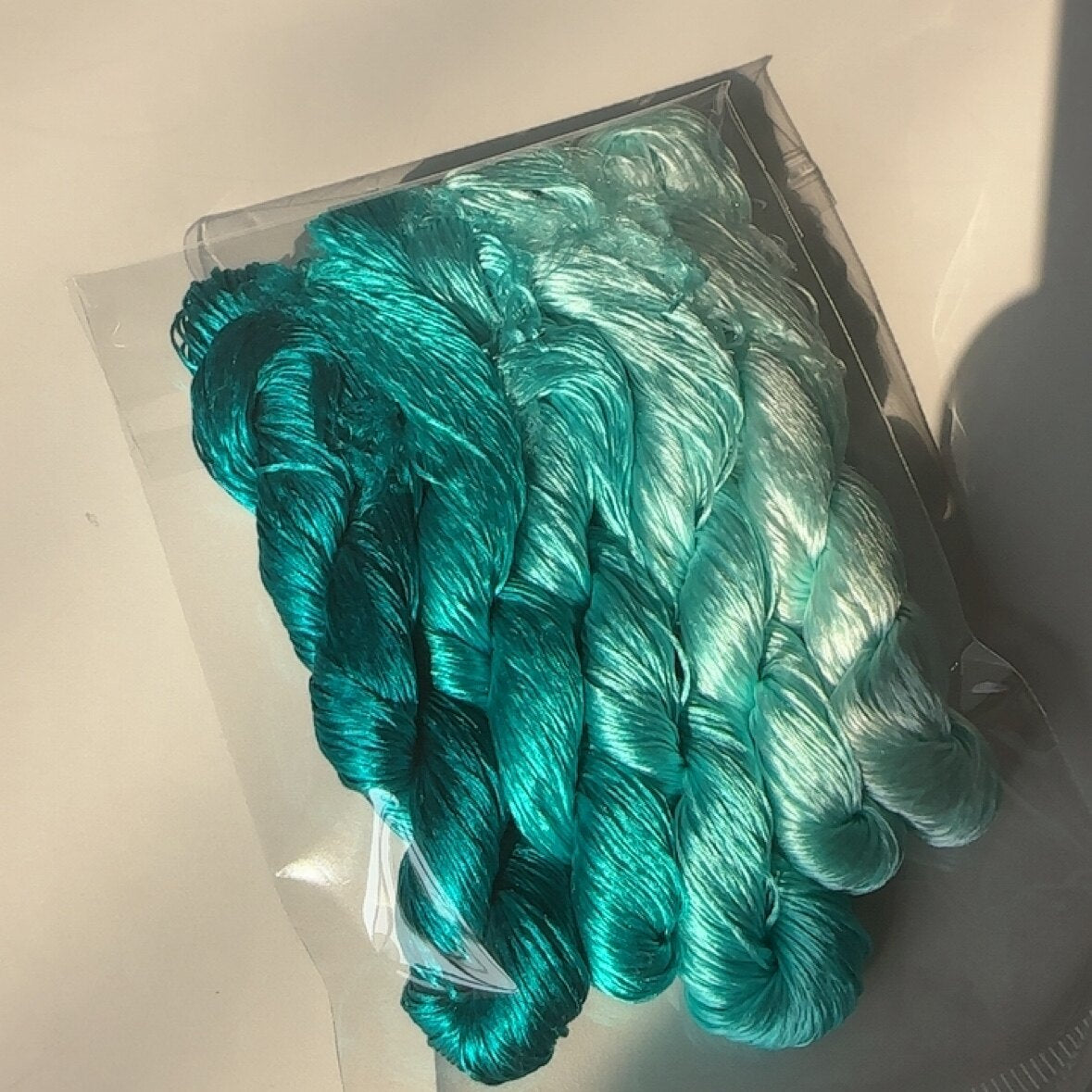 80m Suzhou Embroidery Untwisted Mulberry Silk Thread(#94   80m*5)