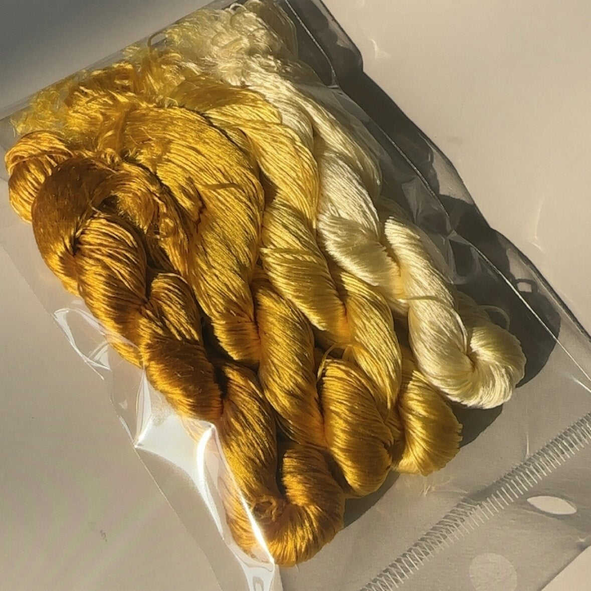 80m Suzhou Embroidery Untwisted Mulberry Silk Thread(#51   80m*4)