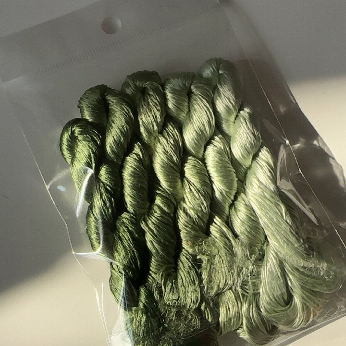 80m Suzhou Embroidery Untwisted Mulberry Silk Thread(#15   80m*5)