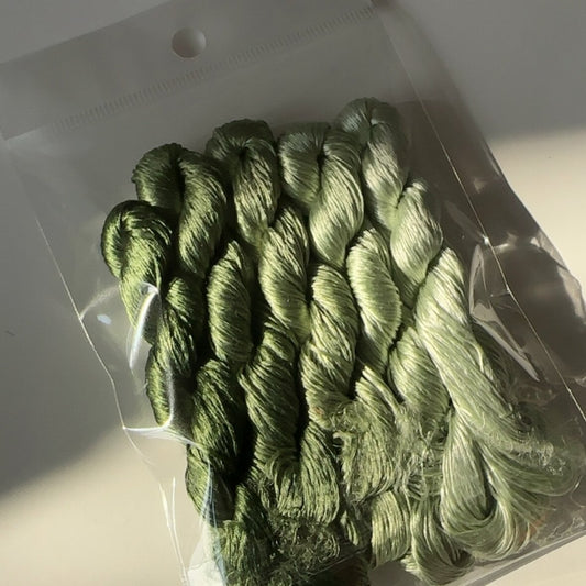 80m Suzhou Embroidery Untwisted Mulberry Silk Thread(#15   80m*5)