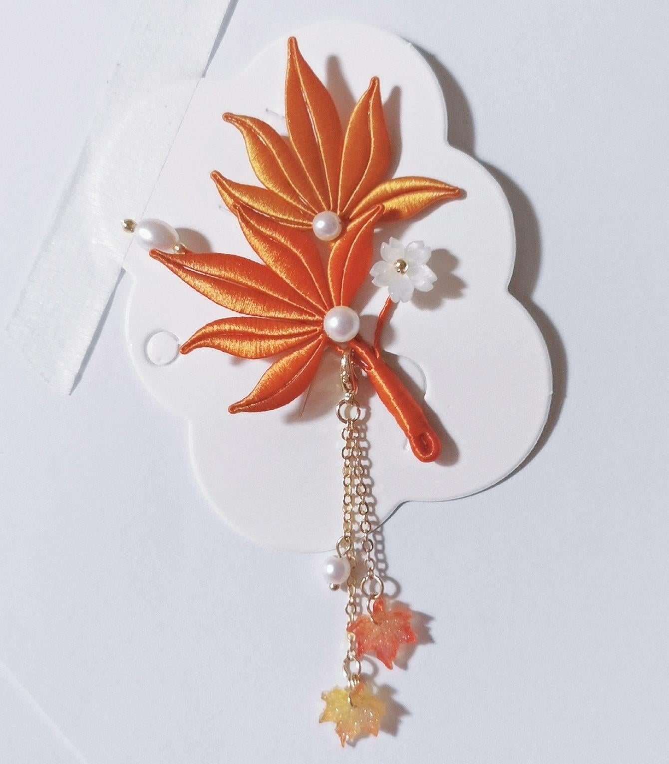 Maple Leaf Handmade Brooch - Silk Brooch(Chanhua)