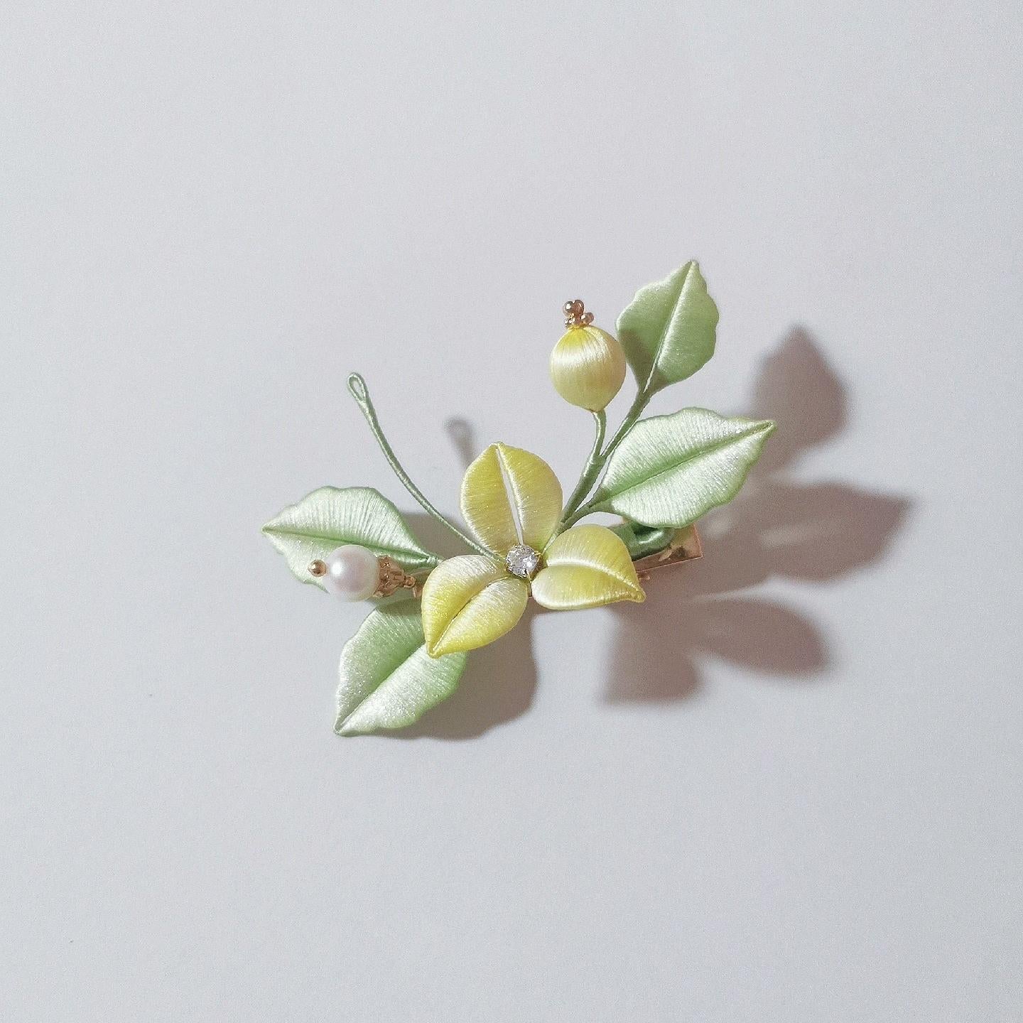 Jingwu Handmade Brooch - Silk Brooch(Chanhua)