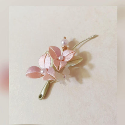 Wanwan Handmade Brooch - Silk Brooch(Chanhua)