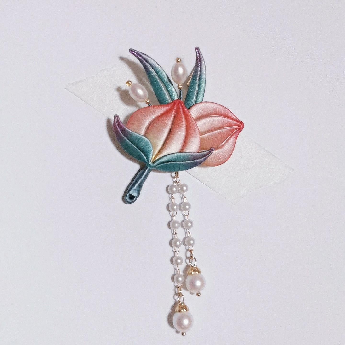 Peach Handmade Brooch - Silk Brooch(Chanhua)