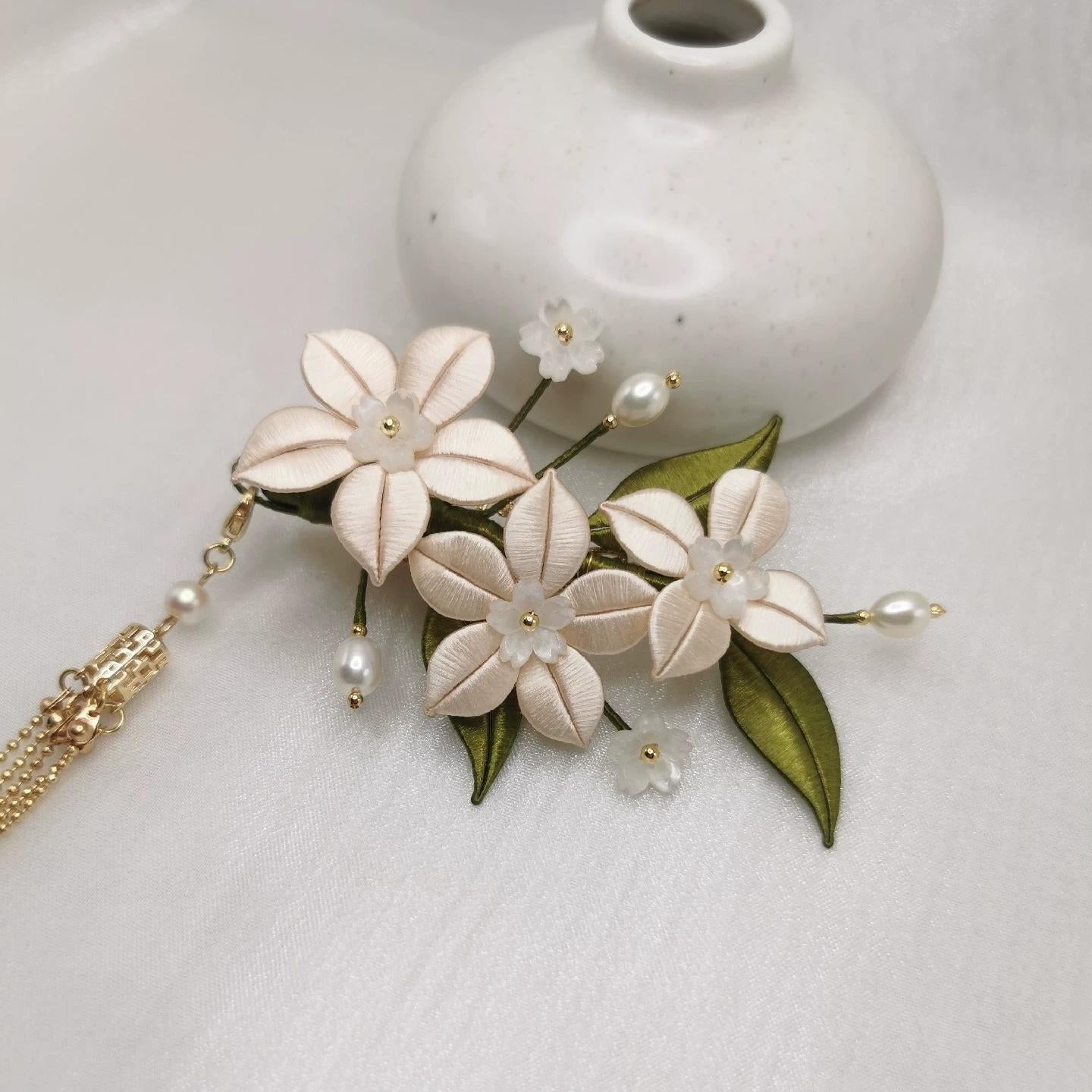 Weijin Bespoke Brooch - Silk Brooch(Chanhua)