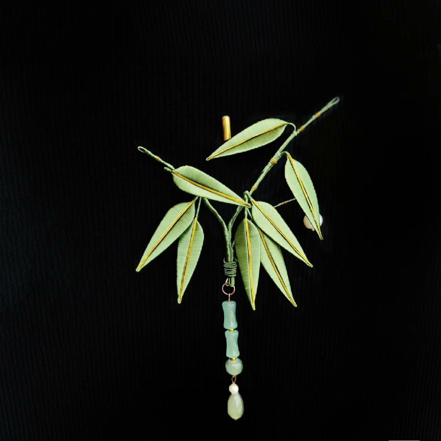 Bamboo Leaf Handmade Brooch - Silk Brooch(Chanhua)