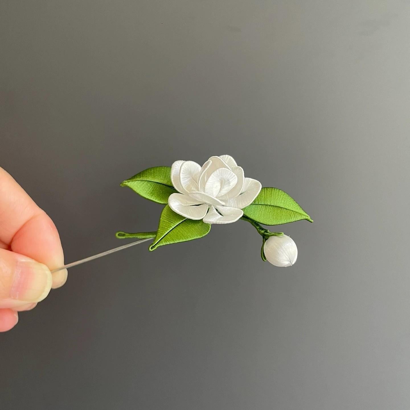 Jasmine Handmade Brooch - Silk Brooch(Chanhua)