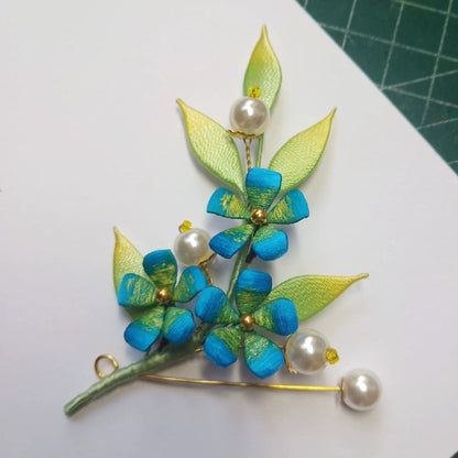 Blue And Green Flower Handmade Brooch - Silk Brooch(Chanhua)