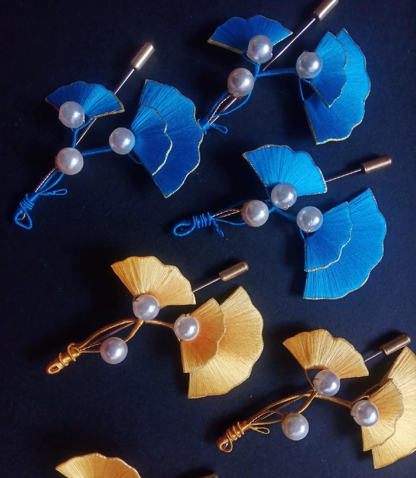 Ginkgo Leaves Handmade Brooch - Silk Brooch(Chanhua)