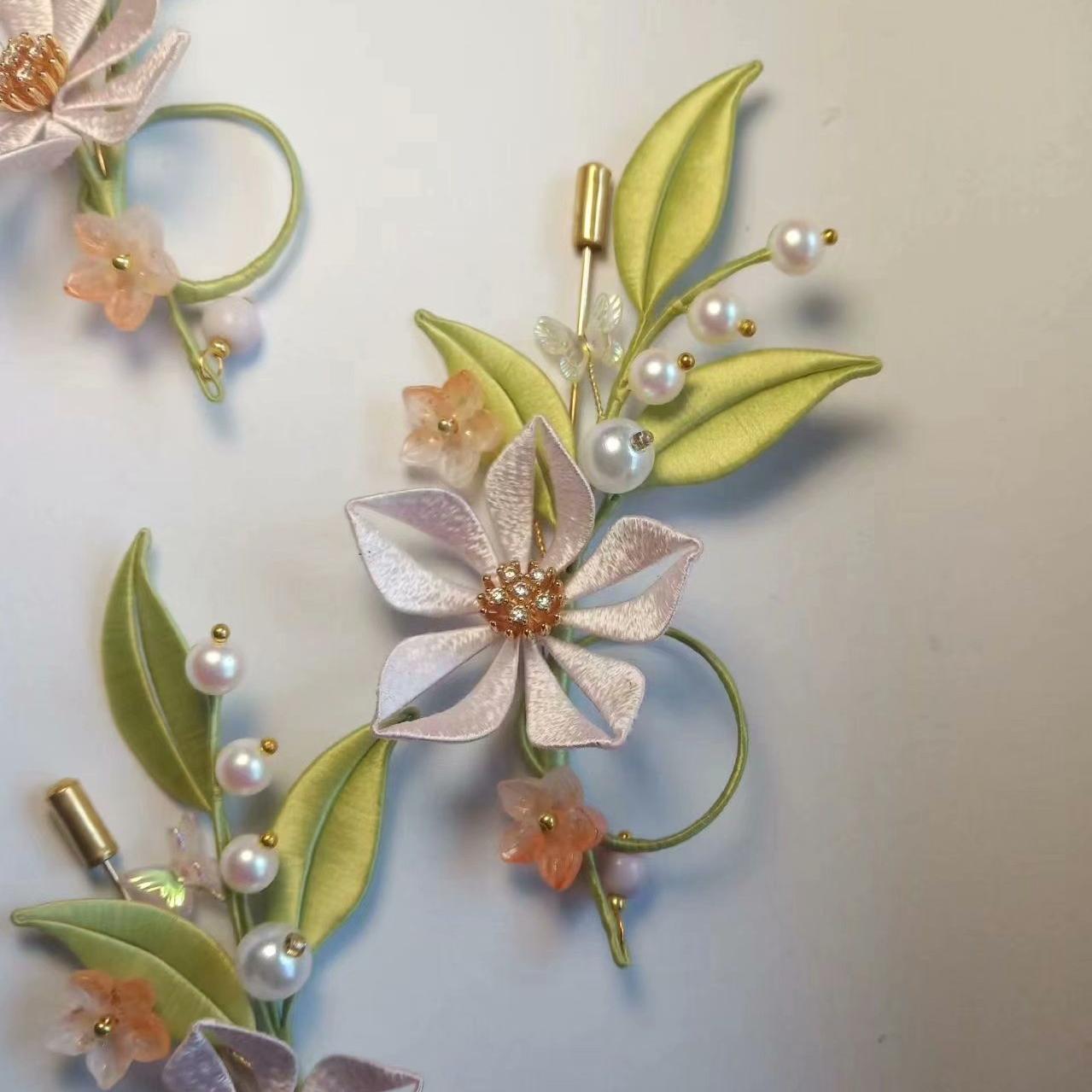 Flower Handmade Brooch - Silk Brooch(Chanhua)