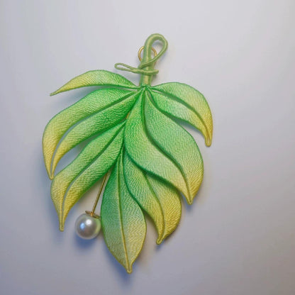 Monstera Deliciosa Handmade Brooch - Silk Brooch(Chanhua)