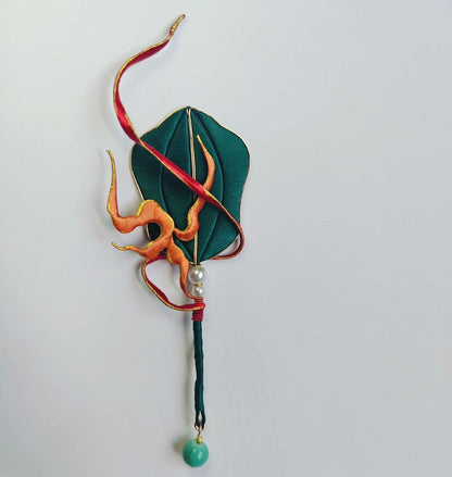 Flame Banana Fan Handmade Brooch - Silk Brooch(Chanhua)