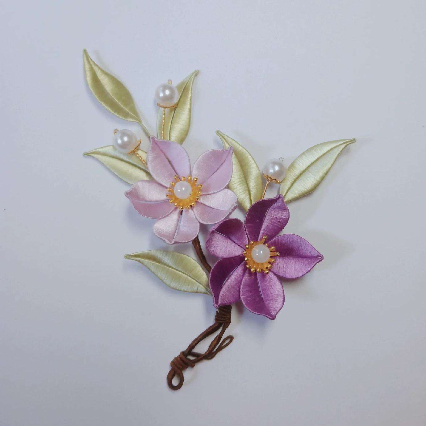 Flower Brooch Handmade Brooch - Silk Brooch(Chanhua)