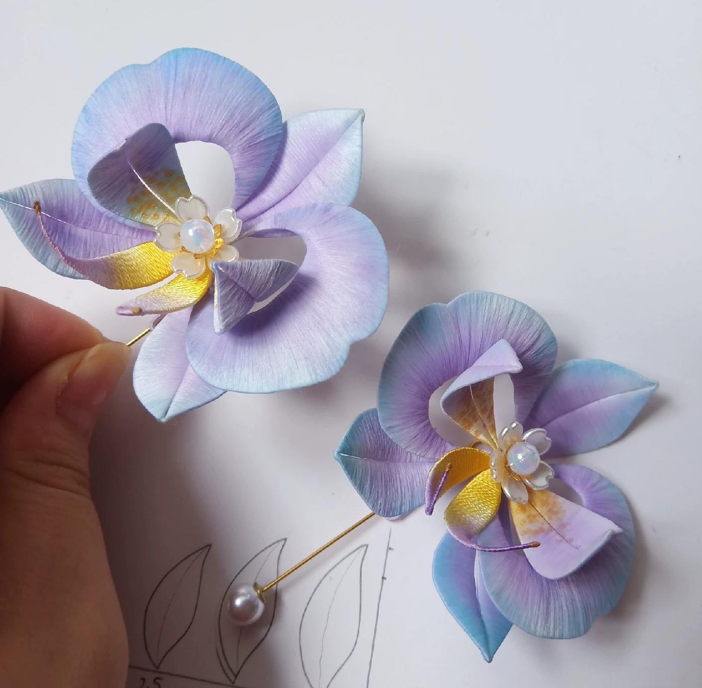 Moth Orchid Handmade Brooch - Silk Brooch(Chanhua)