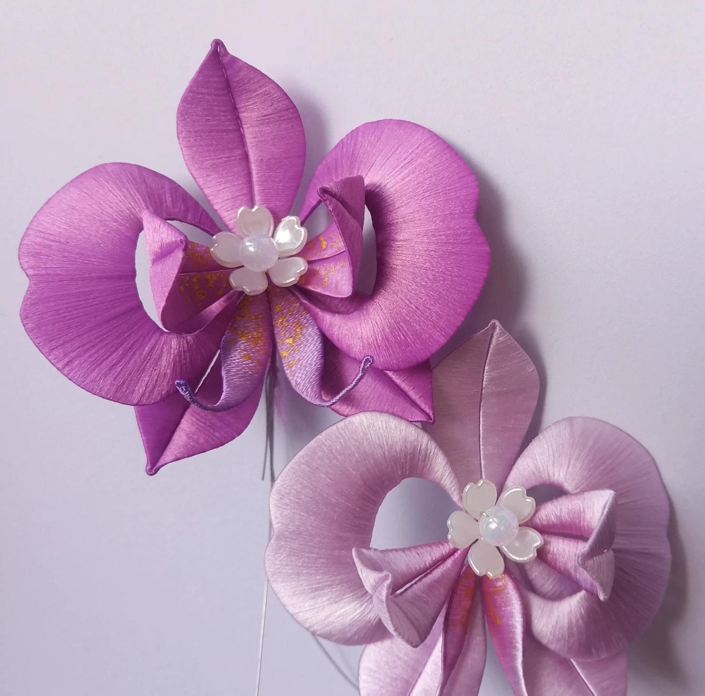 Moth Orchid Handmade Brooch - Silk Brooch(Chanhua)