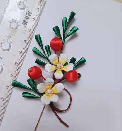 Pine Needle Handmade Brooch - Silk Brooch(Chanhua)