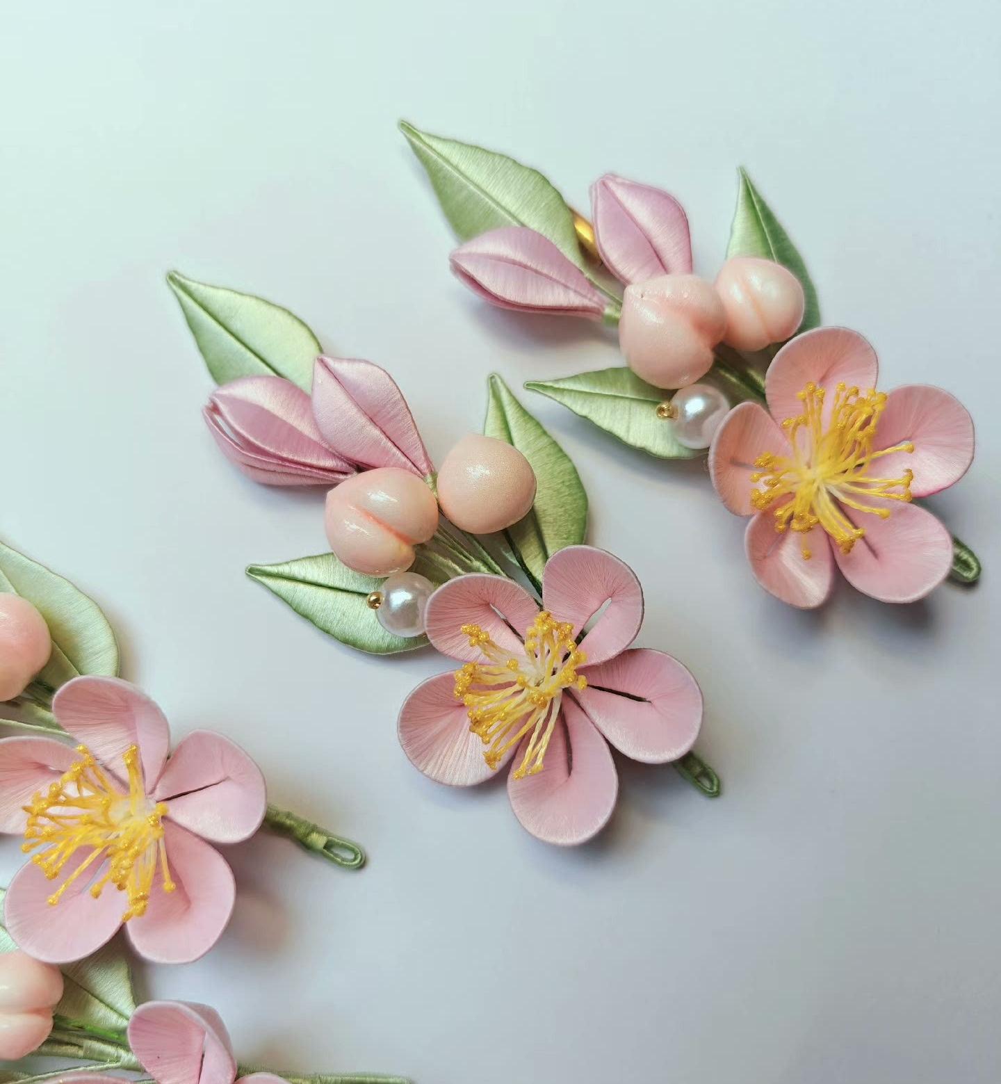 Peach Blossom Bespoke Brooch - Silk Brooch(Chanhua)