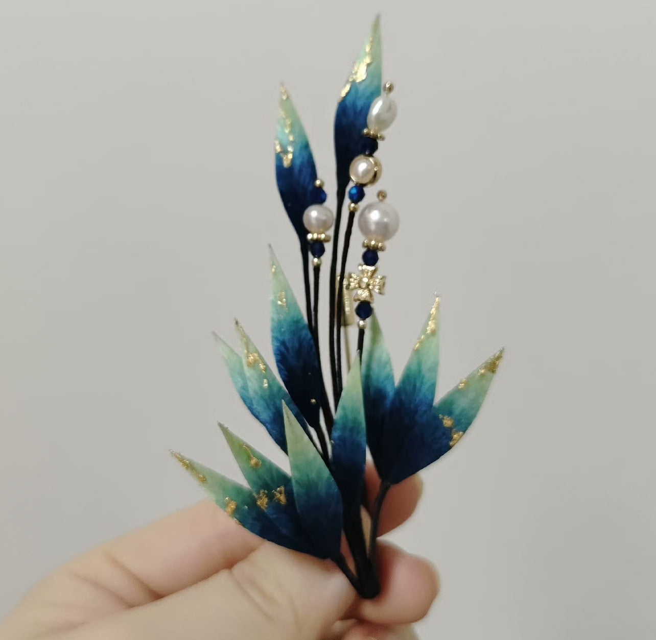 Blue Leaves Bespoke Brooch - Silk Brooch(Ronghua)