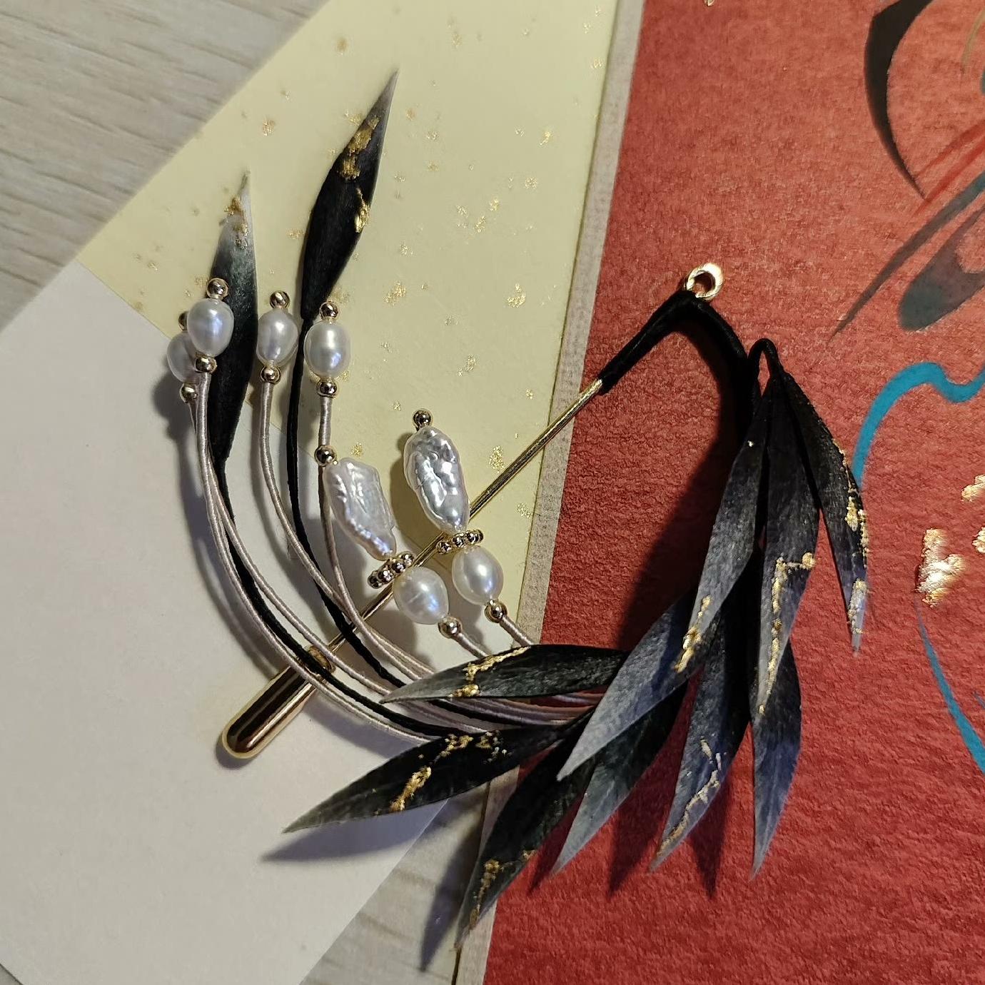 Black Leaves Bespoke Brooch - Silk Brooch(Ronghua)