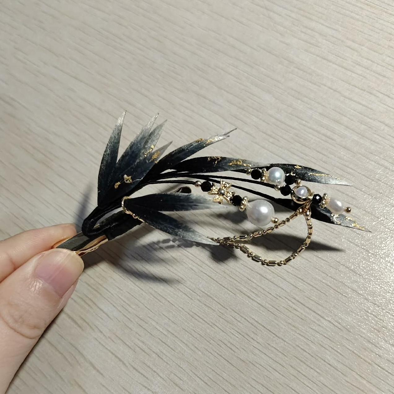 Leaves Bespoke Hairclip - Silk Hairclip(Ronghua)