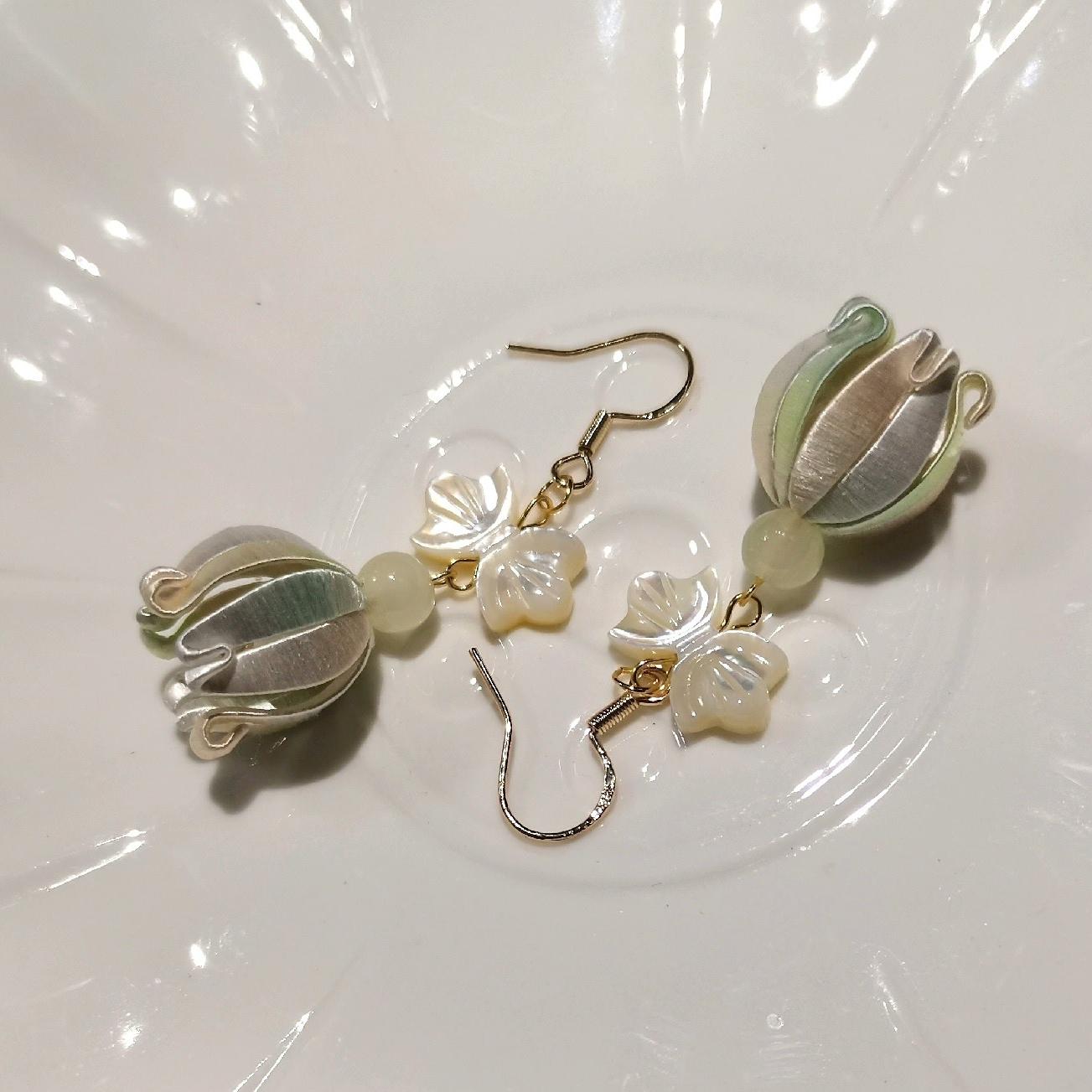 Tulip Bud Bespoke Earrings - Silk Earrings(Chanhua)