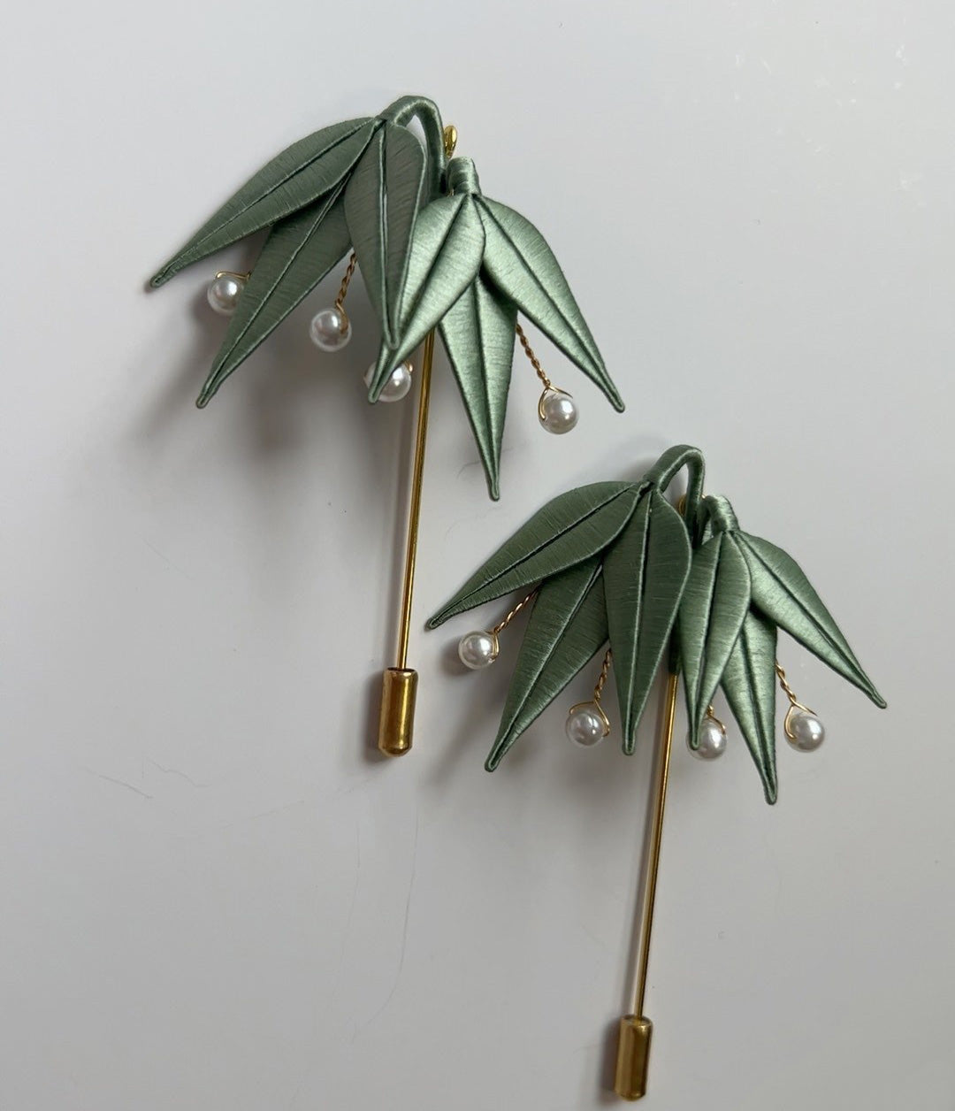 Bamboo Leaf Handmade Brooch - Silk Brooch(Chanhua)