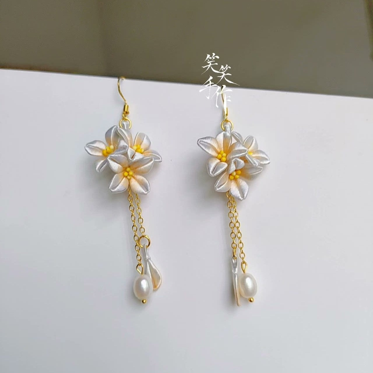 Handcrafted Chanhua Floral Dangle Earrings - 925 Silver & Natural Freshwater Pearl