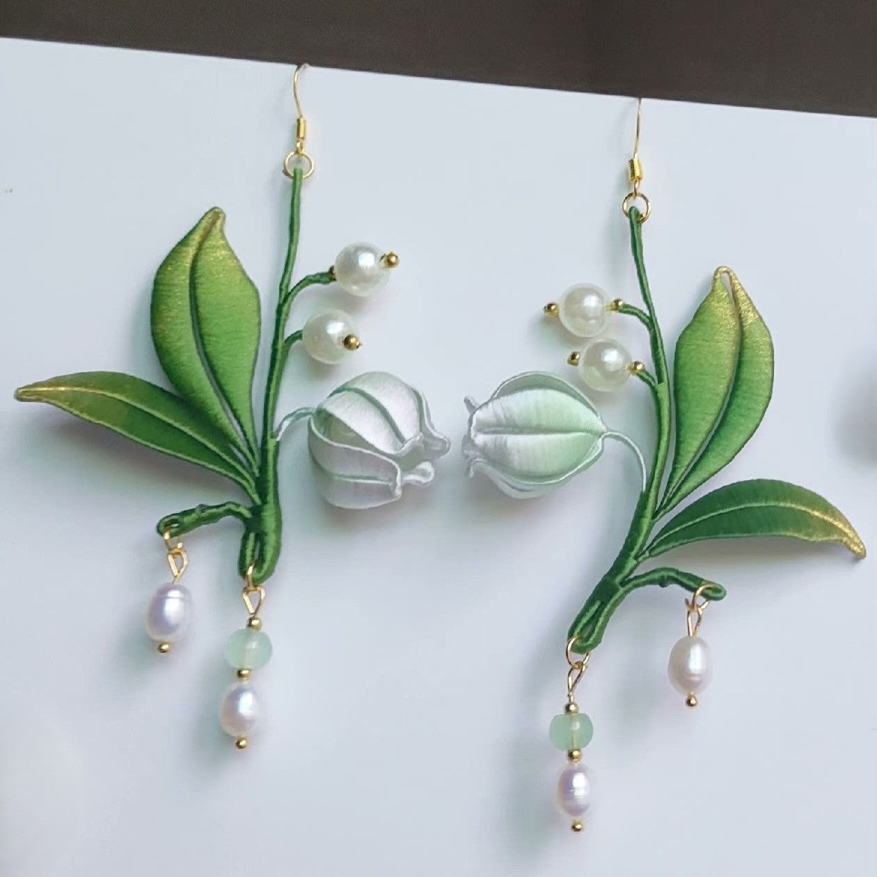 Handcrafted Chanhua Orchid & Pearl Earrings - 925 Silver Hooks