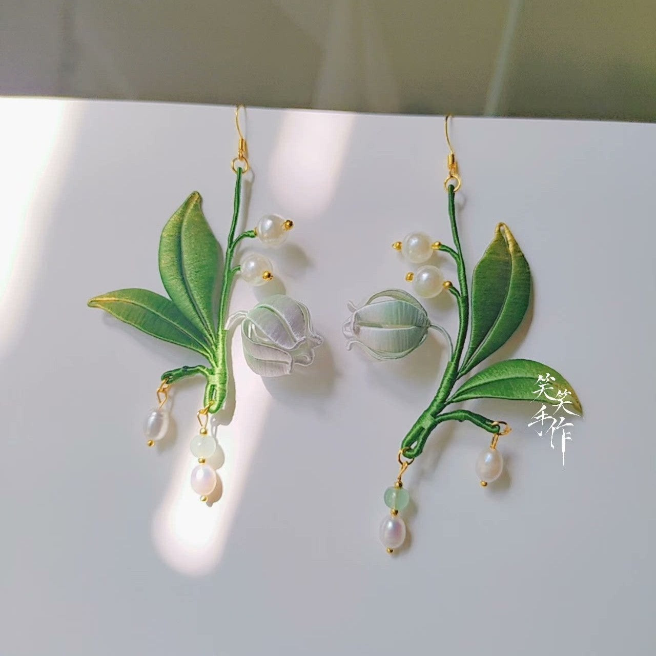 Handcrafted Chanhua Orchid & Pearl Earrings - 925 Silver Hooks