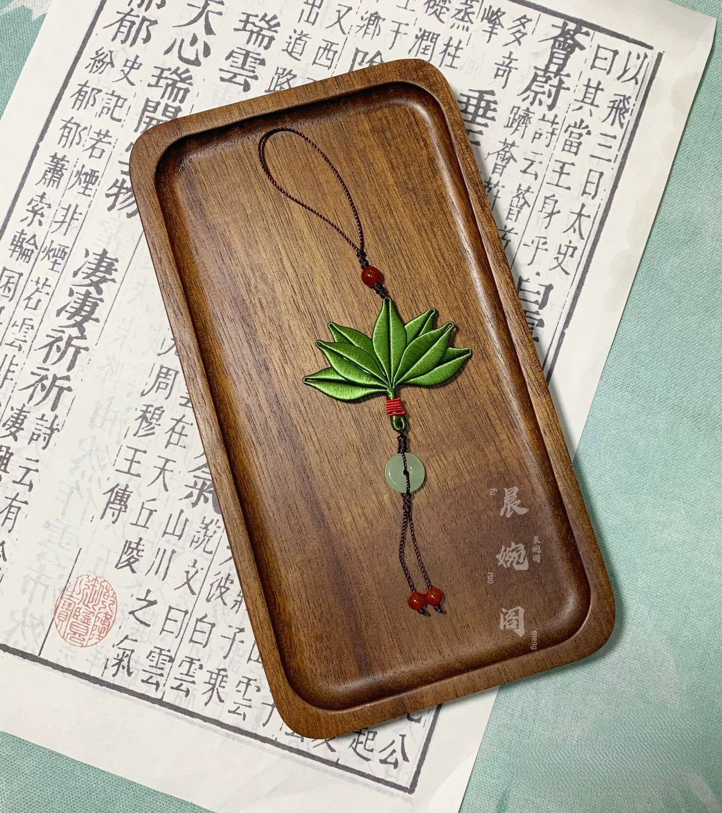 Handmade Chanhua Yuzu Leaf Hanging Charm - Thread Leaf Tassel Pendant