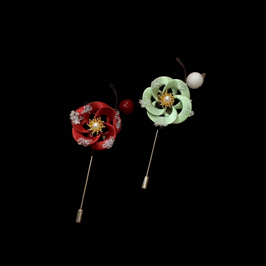 Handmade Chanhua Snow-Dusted Plum Blossom Brooch - Thread Flower Pin with Pearl