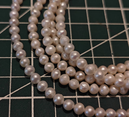 Matte Natural Freshwater Pearl Strand, 4.5mm Beads, 39cm
