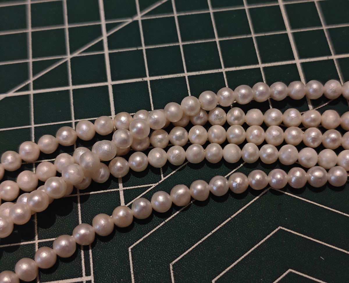 Matte Natural Freshwater Pearl Strand, 4.5mm Beads, 39cm