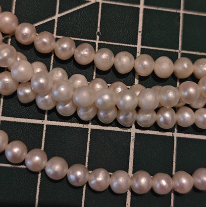 Matte Natural Freshwater Pearl Strand, 4.5mm Beads, 39cm