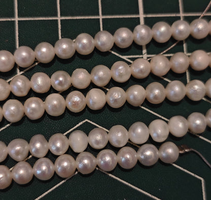Matte Natural Freshwater Pearl Strand, 4.5mm Beads, 39cm