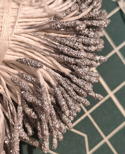 Long Tipped, Metallic-Coated Flower Stamens - Single Color Craft Supplies (10-12g Pack)