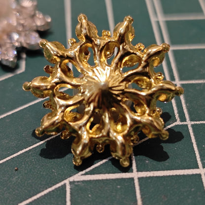 MF004  25mm Large Metal Flower Center Embellishment - Pearl & Rhinestone Charm for DIY Bridal, Chanhua & Statement Jewelry
