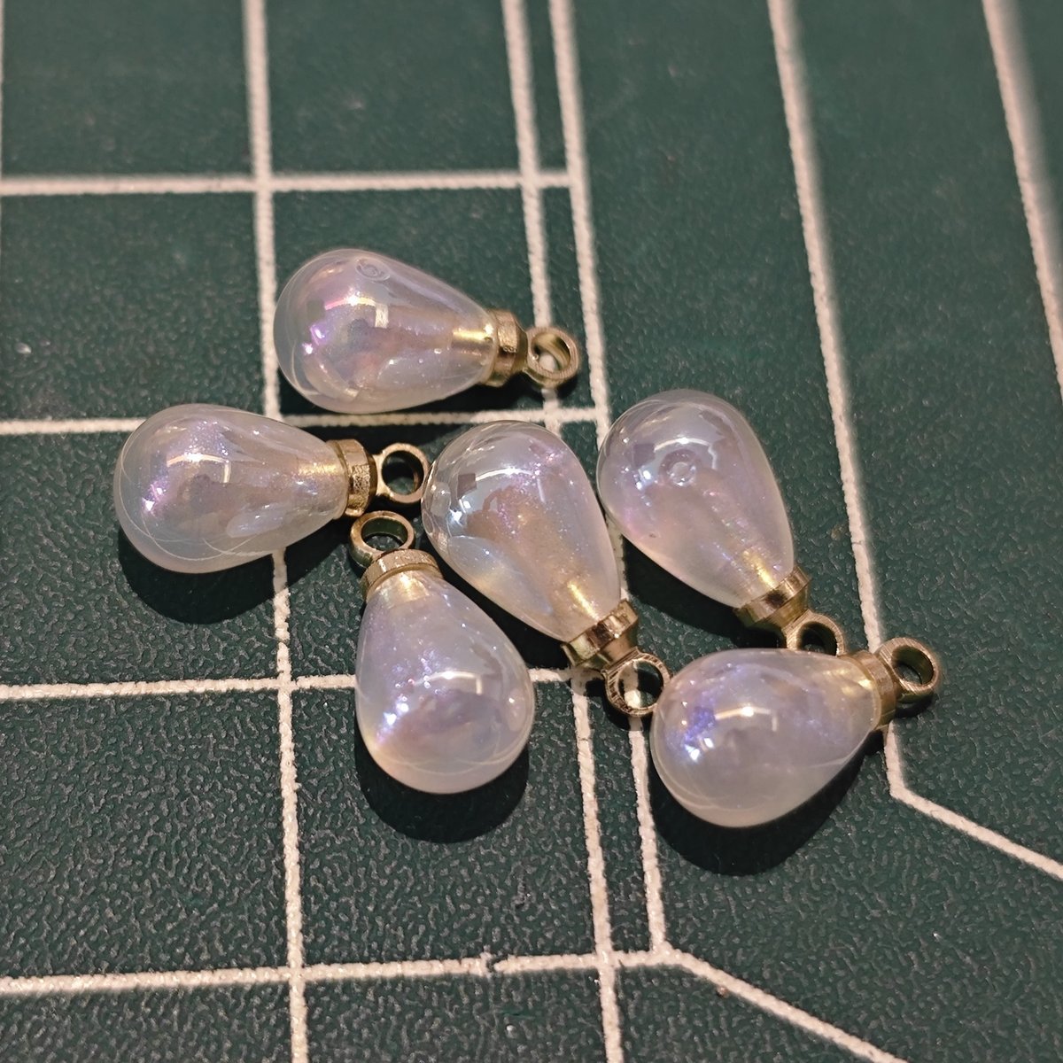 10 Pieces HB007(B) Starry Candy Teardrop Charms – Colorful ABS Pendants for DIY Jewelry, Ronghua & Chanhua