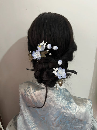 Handcrafted Mulberry Silk Ronghua Blue Crabapple Floral Hairpin & Comb Set