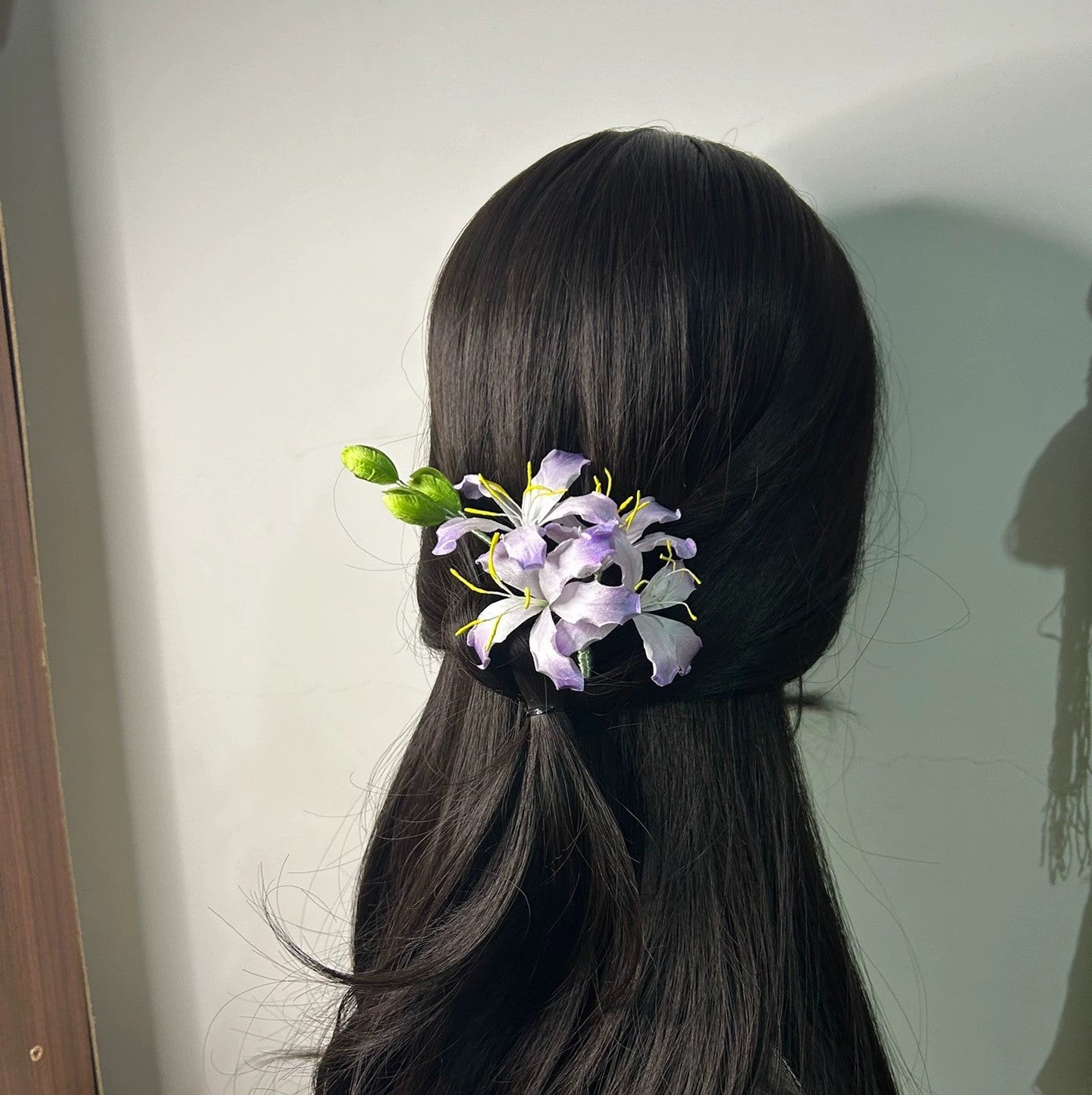 Handmade Ronghua Purple Bauhinia Flower Hair Comb in Natural Silk Thread