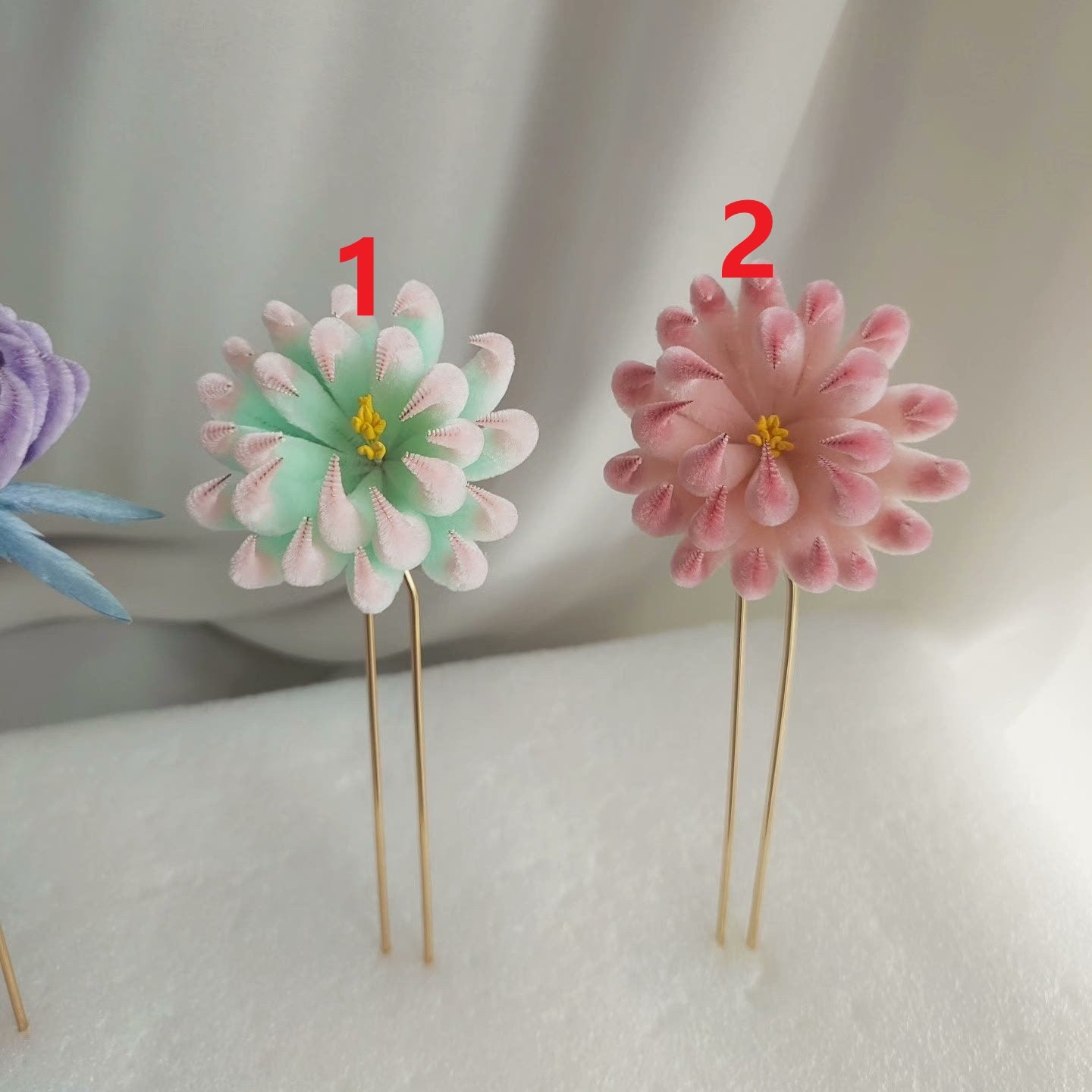 Handmade Ronghua Pastel Chrysanthemum Hairpin | Single Mulberry Silk Velvet Flower Headwear
