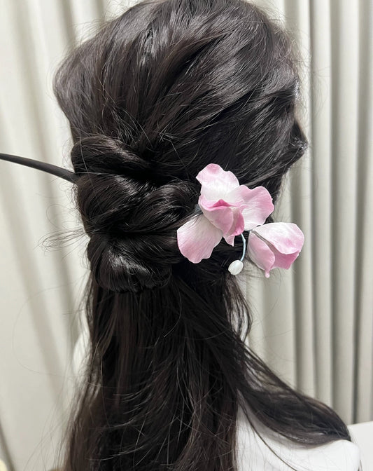 Handmade Ronghua Pink Iris Hairpin | Mulberry Silk Velvet Flower Headwear