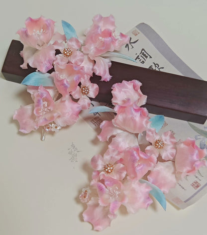 Handmade Ronghua Pink Iris Hairpin | Mulberry Silk Velvet Iris Flower Headwear